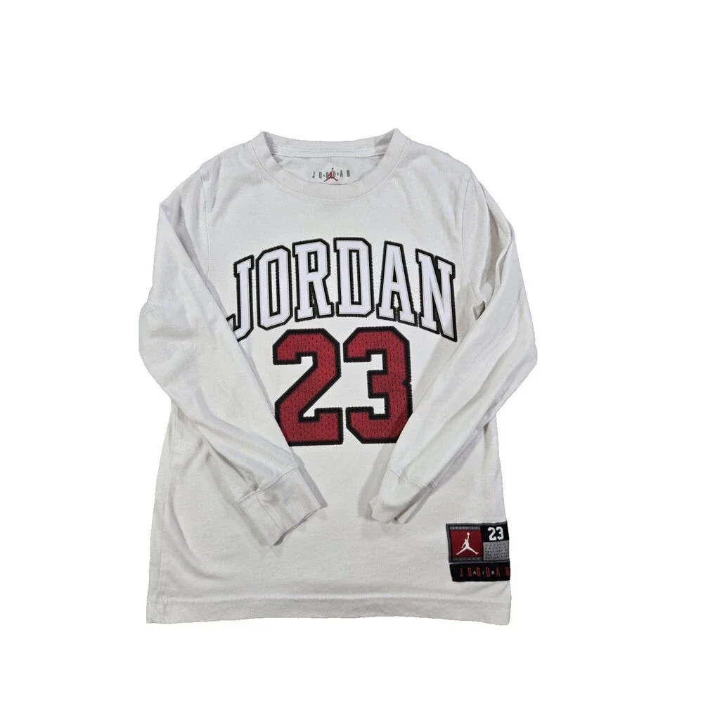 Lot of 9 Boys Youth 6 Small T Shirts 2 Nike 6 Air Jordan Graphic 2 Medium Bundle